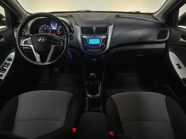 Hyundai Solaris I Рестайлинг с пробегом 2014 года, цена 809 000 рублей, 167000 км, хэтчбек, Автокод Объявления