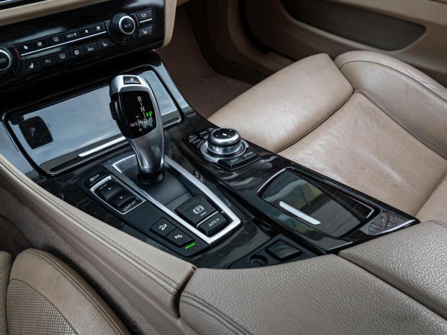 BMW 5 серии VI (F10/F11/F07) Краснодар  - изображение 12