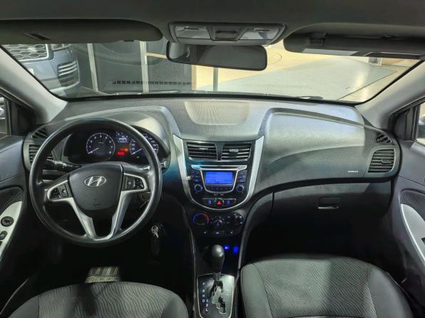 Hyundai Solaris I с пробегом 2012 года, цена 535 000 рублей, 266037 км, седан, Автокод Объявления
