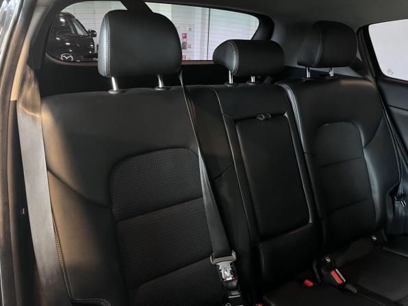 Kia Sportage IV с пробегом 2018 года, цена 2 392 000 рублей, 100805 км, внедорожник, Автокод Объявления
