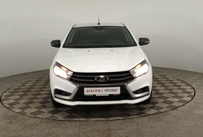 Lada (ВАЗ) Vesta I с пробегом 2018 года, цена 705 000 рублей, 216000 км, седан, Автокод Объявления