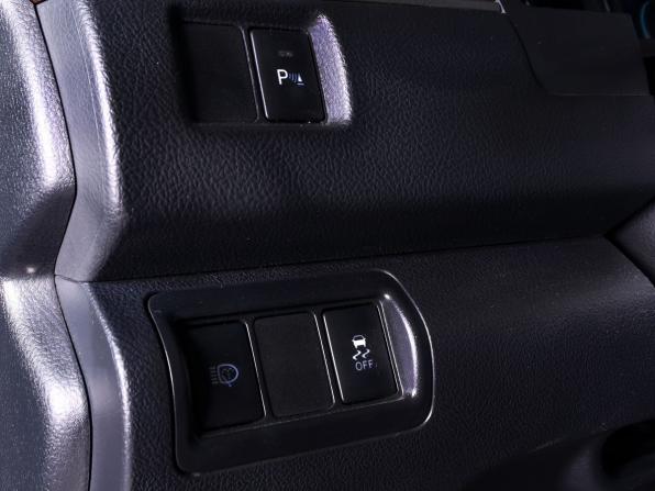 Toyota Camry VII (XV50) Рестайлинг с пробегом 2016 года, цена 2 050 000 рублей, 171908 км, седан, Автокод Объявления