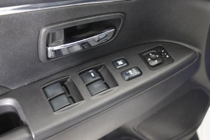 Mitsubishi ASX I Рестайлинг с пробегом 2012 года, цена 1 049 990 рублей, 191615 км, внедорожник, Автокод Объявления