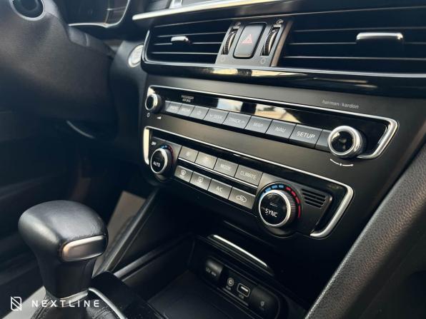 Kia Optima IV Рестайлинг с пробегом 2019 года, цена 2 290 000 рублей, 106000 км, седан, Автокод Объявления