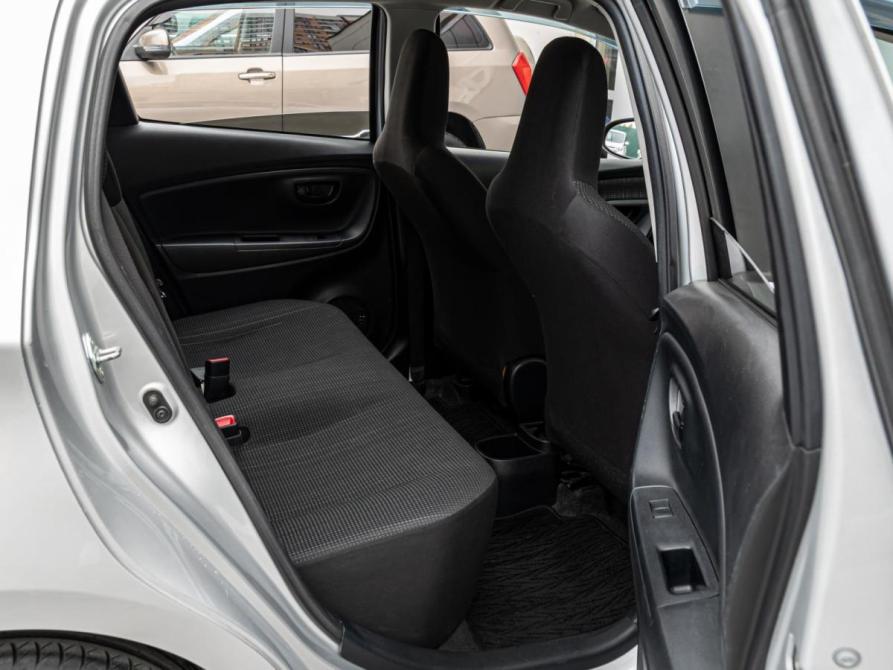 Toyota Vitz III (XP130) Рестайлинг 2 Краснодар  - изображение 11