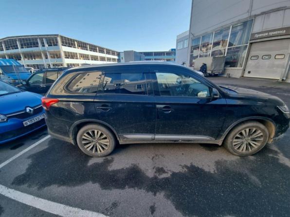 Mitsubishi Outlander III Рестайлинг 3 с пробегом 2019 года, цена 2 090 000 рублей, 107000 км, внедорожник, Автокод Объявления