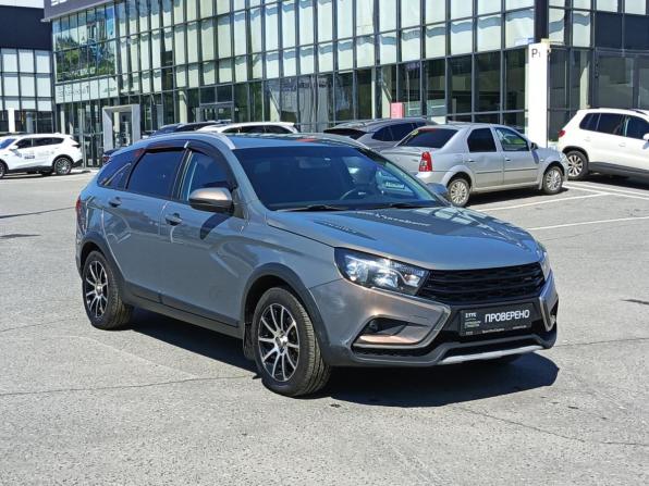 Lada (ВАЗ) Vesta I с пробегом 2018 года, цена 922 000 рублей, 122170 км, универсал, Автокод Объявления