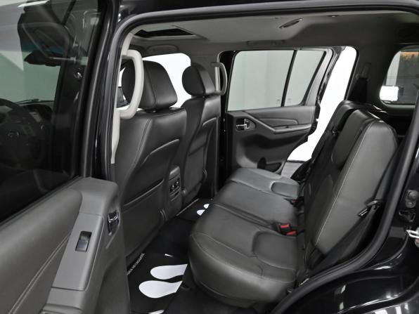 Nissan Pathfinder III Рестайлинг с пробегом 2013 года, цена 1 449 000 рублей, 157000 км, внедорожник, Автокод Объявления