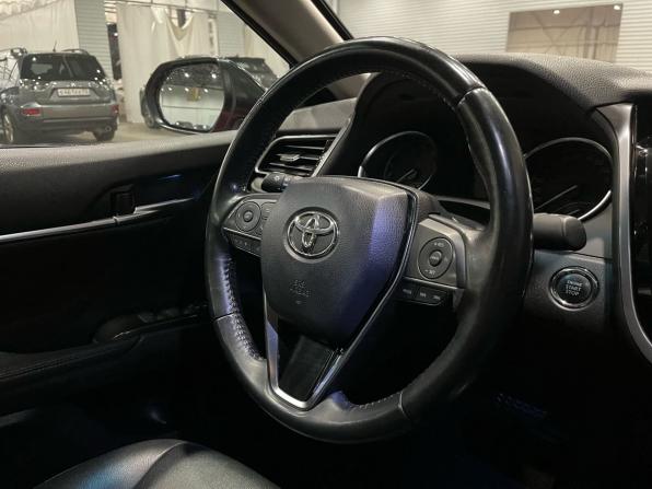 Toyota Camry VIII (XV70) Рестайлинг с пробегом 2021 года, цена 3 030 000 рублей, 91223 км, седан, Автокод Объявления