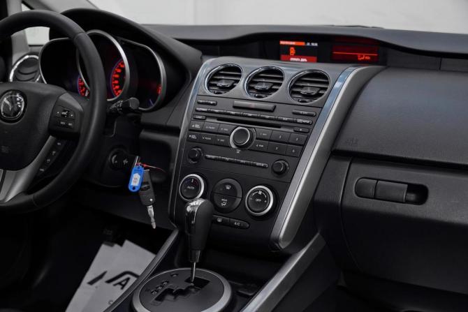 Mazda CX-7 I Рестайлинг с пробегом 2010 года, цена 555 000 рублей, 161560 км, внедорожник, Автокод Объявления