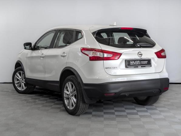 Nissan Qashqai II с пробегом 2018 года, цена 1 795 000 рублей, 124810 км, внедорожник, Автокод Объявления