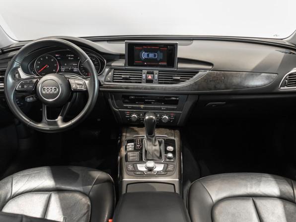 Audi A6 IV (C7) Рестайлинг с пробегом 2017 года, цена 1 976 000 рублей, 155600 км, седан, Автокод Объявления