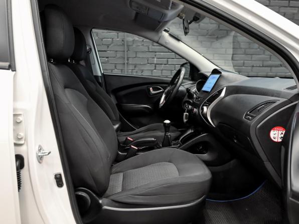 Hyundai ix35 I с пробегом 2013 года, цена 1 300 000 рублей, 205340 км, внедорожник, Автокод Объявления