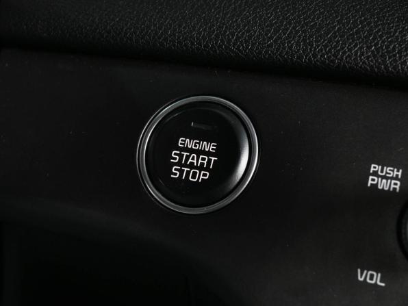 Kia Sportage IV с пробегом 2017 года, цена 2 279 000 рублей, 125185 км, внедорожник, Автокод Объявления