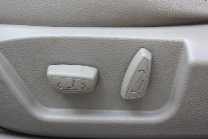 FAW Besturn B50 I с пробегом 2012 года, цена 407 000 рублей, 122933 км, седан, Автокод Объявления