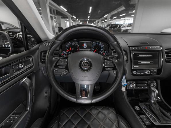Volkswagen Touareg II Рестайлинг с пробегом 2016 года, цена 3 480 000 рублей, 90844 км, внедорожник, Автокод Объявления