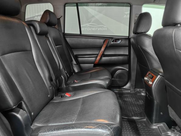 Toyota Highlander II (XU40) Рестайлинг с пробегом 2011 года, цена 1 860 000 рублей, 244080 км, внедорожник, Автокод Объявления