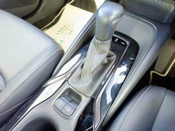 Toyota Corolla XI (E160 E170 E180) Рестайлинг 1 с пробегом 2019 года, цена 2 050 000 рублей, 24000 км, седан, Автокод Объявления