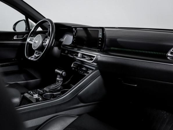 Kia K5 III с пробегом 2021 года, цена 2 780 000 рублей, 94000 км, седан, Автокод Объявления