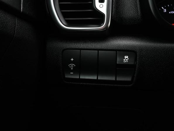 Kia Sportage IV с пробегом 2017 года, цена 2 235 000 рублей, 74011 км, внедорожник, Автокод Объявления