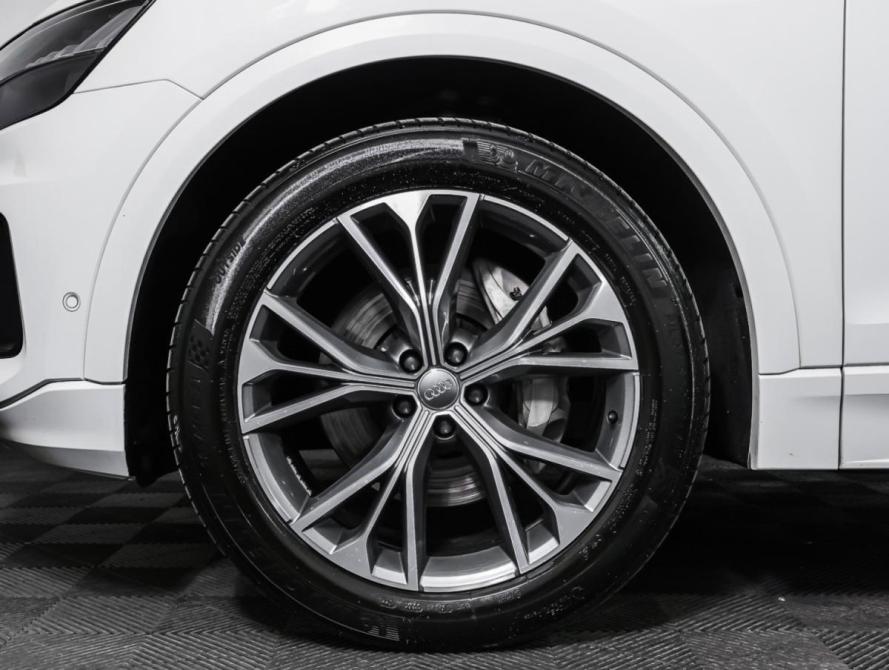 Audi Q8 I (4M) Москва  - изображение 35