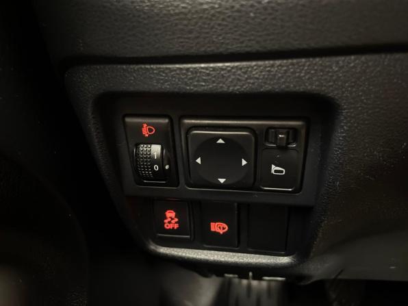 Nissan Juke I с пробегом 2013 года, цена 985 000 рублей, 162191 км, внедорожник, Автокод Объявления