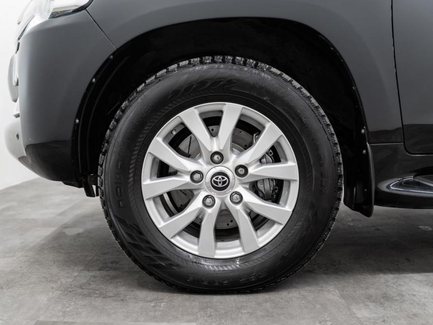 Toyota Land Cruiser 200 Series Рестайлинг 2 Красноярск  - изображение 21