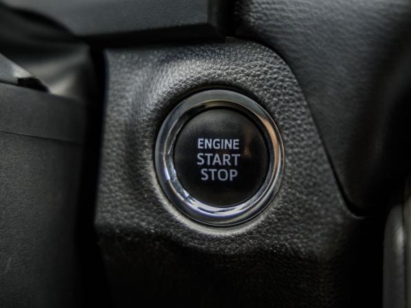 Toyota RAV4 V (XA50) с пробегом 2021 года, цена 3 298 000 рублей, 65699 км, внедорожник, Автокод Объявления