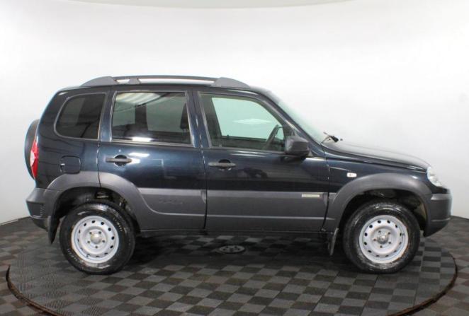 Chevrolet Niva I Рестайлинг с пробегом 2017 года, цена 585 000 рублей, 210907 км, внедорожник, Автокод Объявления