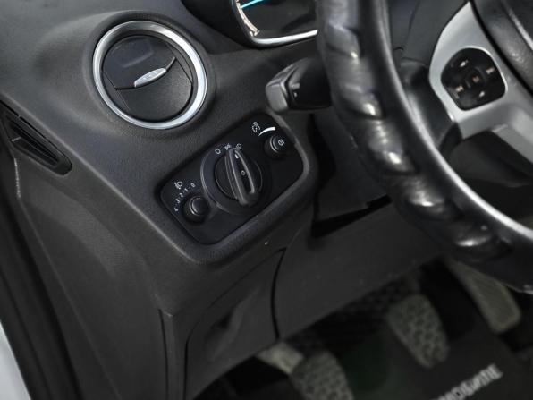 Ford Fiesta Mk6 Рестайлинг с пробегом 2013 года, цена 599 000 рублей, 112000 км, хэтчбек, Автокод Объявления