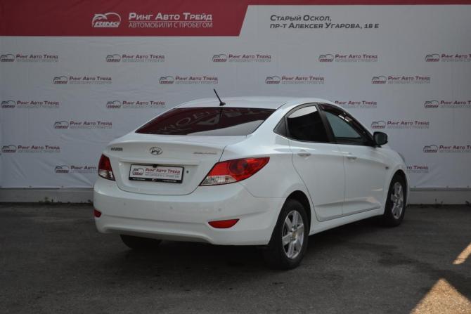 Hyundai Solaris I с пробегом 2012 года, цена 750 000 рублей, 209481 км, седан, Автокод Объявления