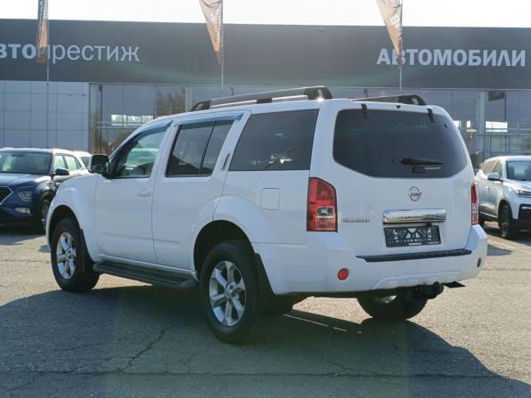Nissan Pathfinder III Рестайлинг с пробегом 2013 года, цена 1 759 000 рублей, 175000 км, внедорожник, Автокод Объявления