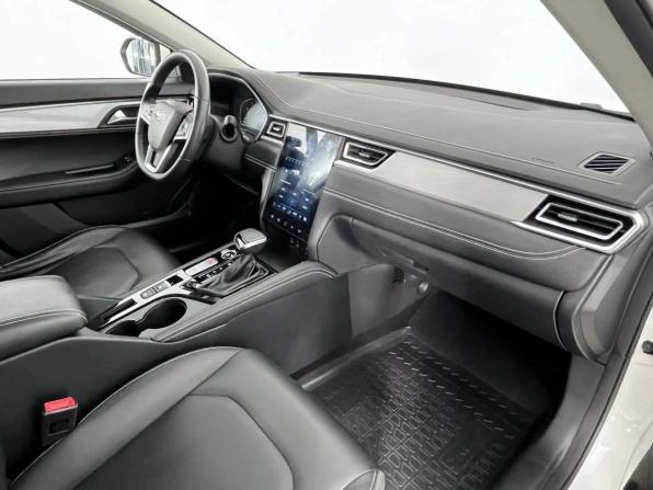 JAC J7 I с пробегом 2023 года, цена 1 207 000 рублей, 51835 км, хэтчбек, Автокод Объявления