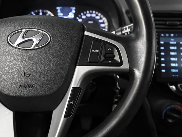 Hyundai Solaris I с пробегом 2013 года, цена 748 000 рублей, 179321 км, седан, Автокод Объявления