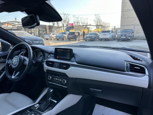 Mazda 6 III (GJ) Рестайлинг 2 с пробегом 2018 года, цена 2 520 000 рублей, 119000 км, седан, Автокод Объявления