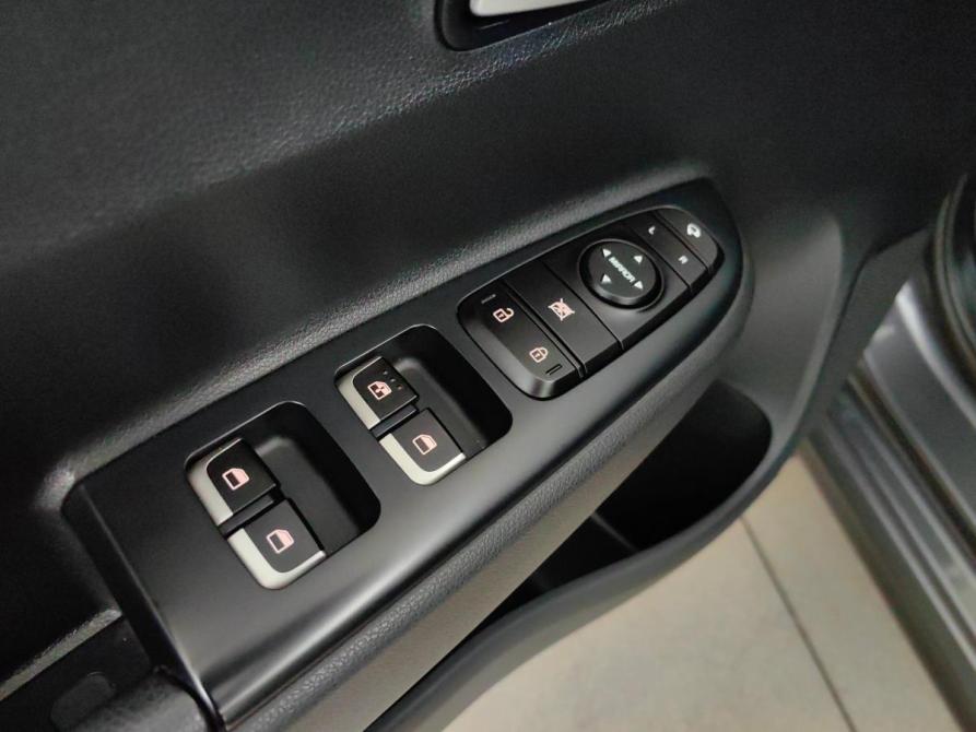 Kia Rio IV Рестайлинг Подольск  - изображение 23