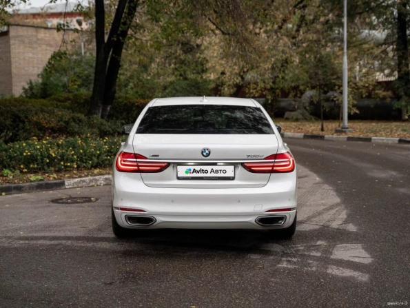 BMW 7 серии VI (G11/G12) с пробегом 2016 года, цена 3 340 000 рублей, 258000 км, седан, Автокод Объявления