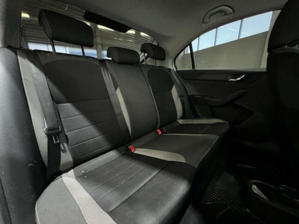 Skoda Rapid I с пробегом 2017 года, цена 999 000 рублей, 171890 км, лифтбек, Автокод Объявления
