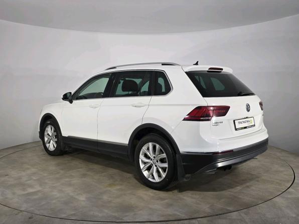Volkswagen Tiguan II с пробегом 2018 года, цена 2 189 000 рублей, 176000 км, внедорожник, Автокод Объявления