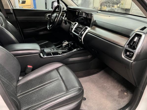 Kia Sorento IV с пробегом 2021 года, цена 2 584 000 рублей, 112777 км, внедорожник, Автокод Объявления