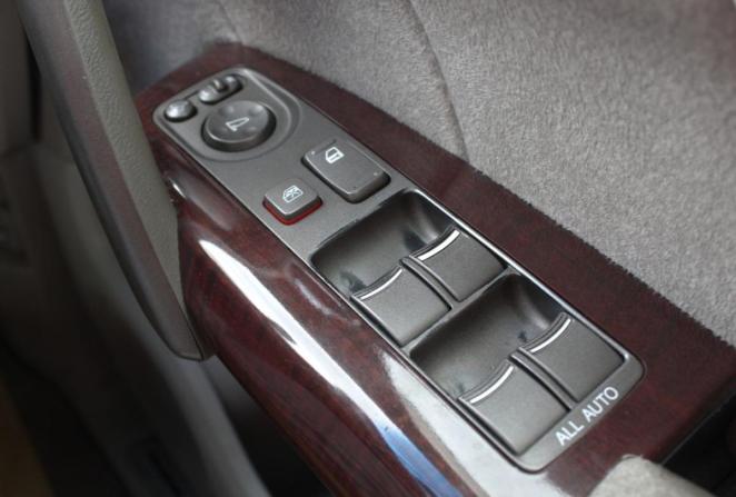 Honda Elysion I с пробегом 2004 года, цена 1 250 000 рублей, 254401 км, минивэн, Автокод Объявления