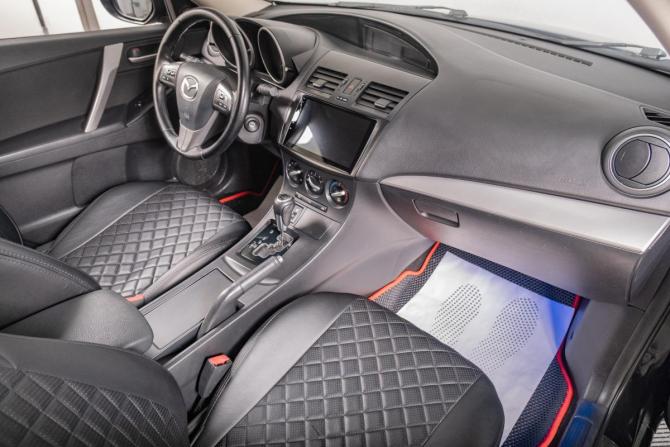 Mazda 3 II (BL) Рестайлинг с пробегом 2013 года, цена 1 039 000 рублей, 220000 км, седан, Автокод Объявления