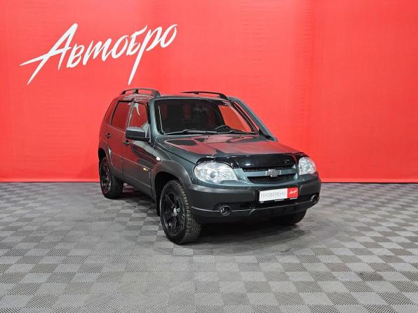 Chevrolet Niva I Рестайлинг с пробегом 2017 года, цена 715 000 рублей, 107746 км, внедорожник, Автокод Объявления