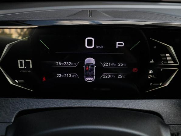 GAC GS3 с пробегом 2024 года, цена 1 990 000 рублей, 34048 км, внедорожник, Автокод Объявления