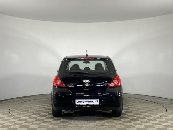 Nissan Tiida I Рестайлинг с пробегом 2011 года, цена 695 000 рублей, 244637 км, хэтчбек, Автокод Объявления