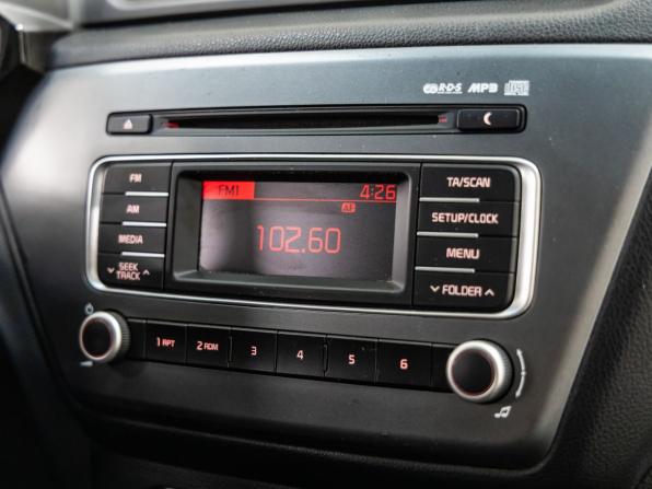 Kia Rio III Рестайлинг с пробегом 2016 года, цена 908 000 рублей, 198060 км, седан, Автокод Объявления