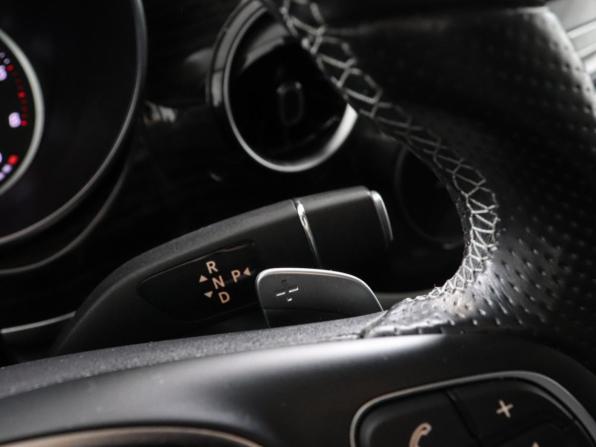 Mercedes-Benz V-Класс III (W447) Рестайлинг с пробегом 2020 года, цена 6 500 000 рублей, 169000 км, минивэн, Автокод Объявления