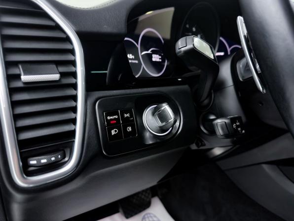 Porsche Cayenne III с пробегом 2020 года, цена 7 900 000 рублей, 57015 км, внедорожник, Автокод Объявления