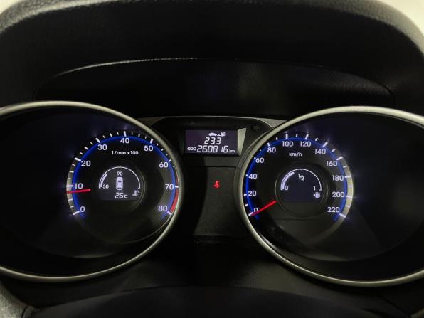 Hyundai ix35 I Рестайлинг с пробегом 2014 года, цена 1 049 000 рублей, 260812 км, внедорожник, Автокод Объявления