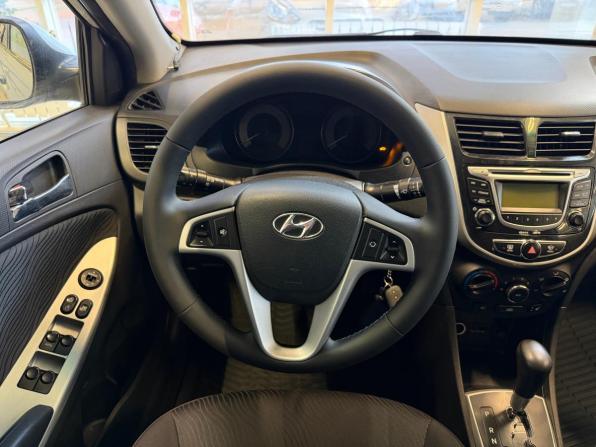 Hyundai Solaris I с пробегом 2013 года, цена 699 000 рублей, 138000 км, седан, Автокод Объявления